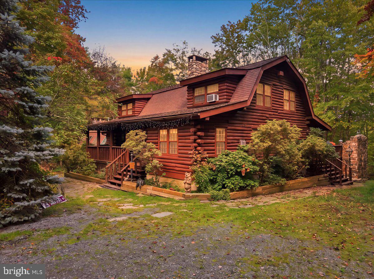 805 Blackbirch Ct — photo