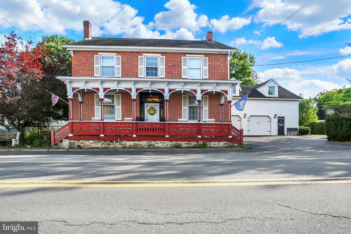 7032 Veterans Way — photo