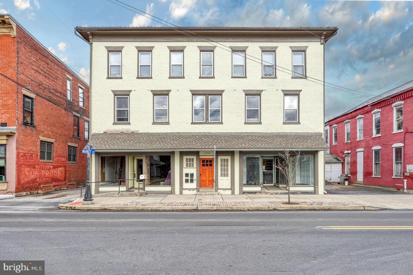 112 N Market St #112 — photo