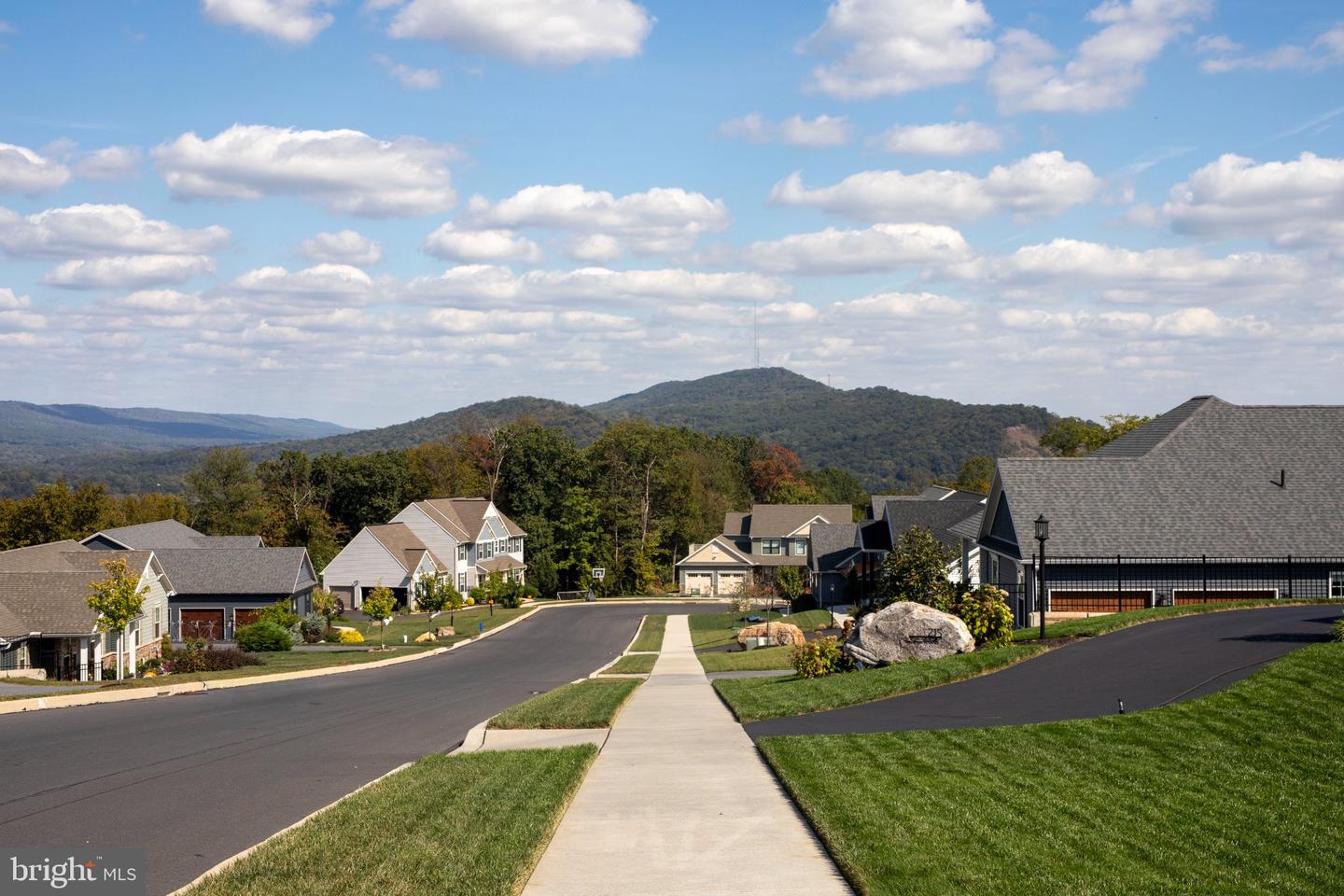 184 Morleton Ave #Lot 182 — photo
