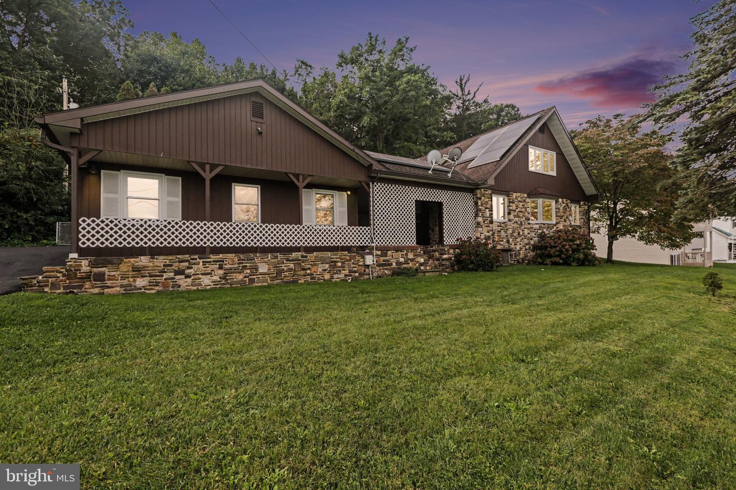 1119 State Rd — photo