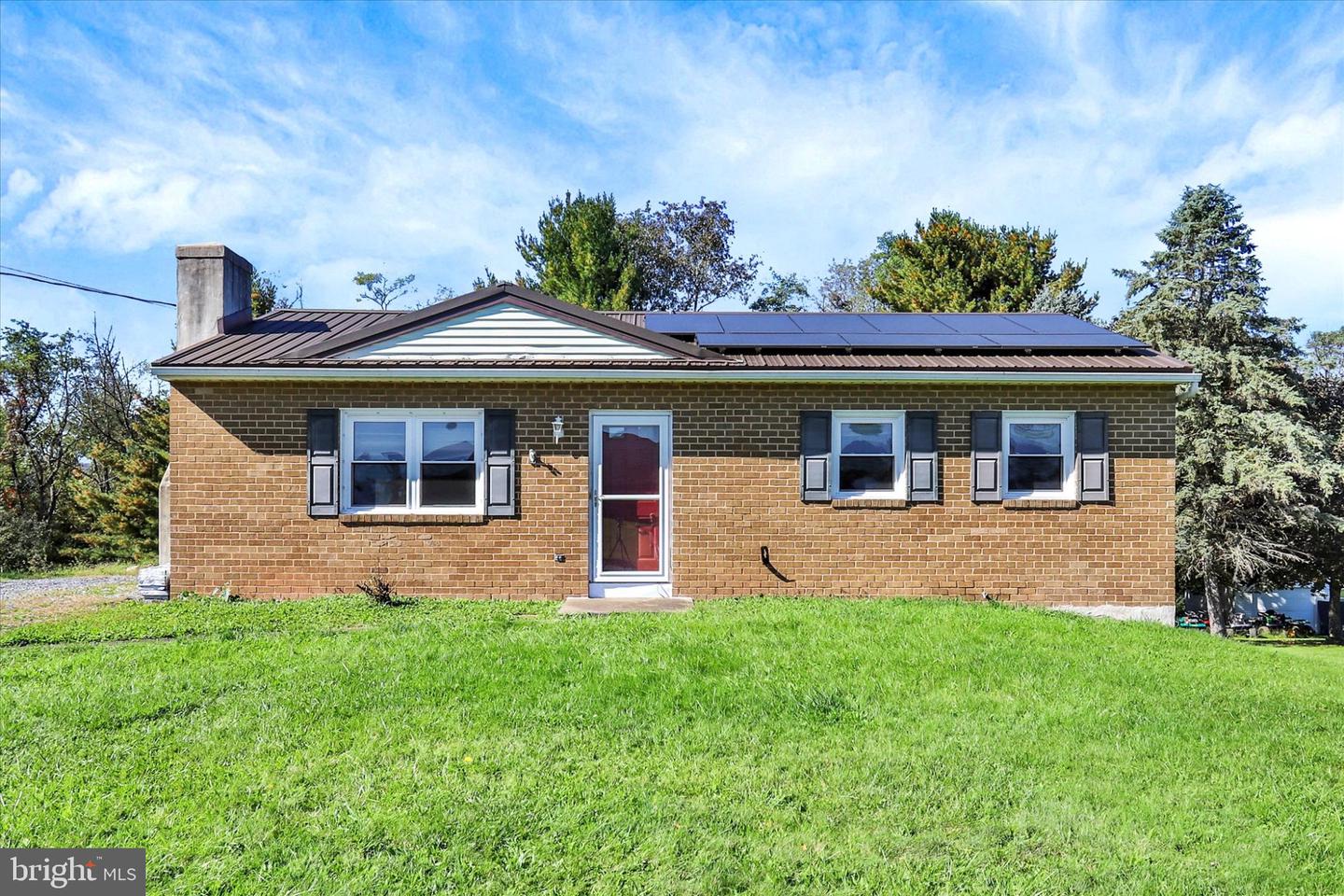 325 Burn Hill Rd — photo