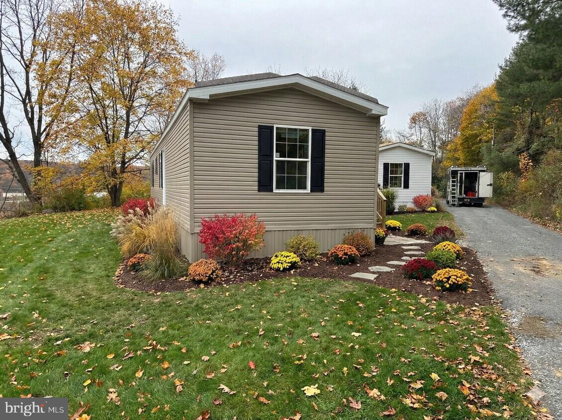 6 Fidler Ct — photo
