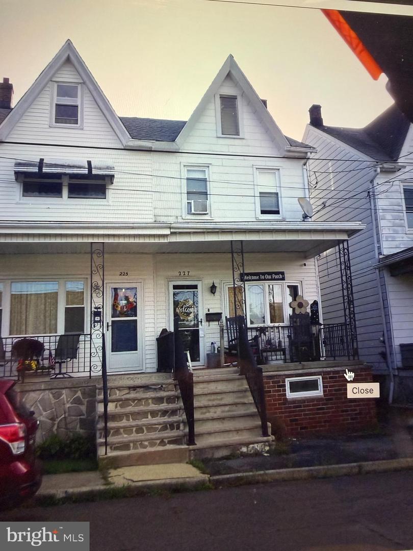 227 S Spencer St — photo