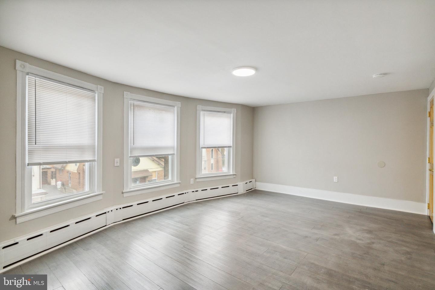 312 Pine St #3 — photo