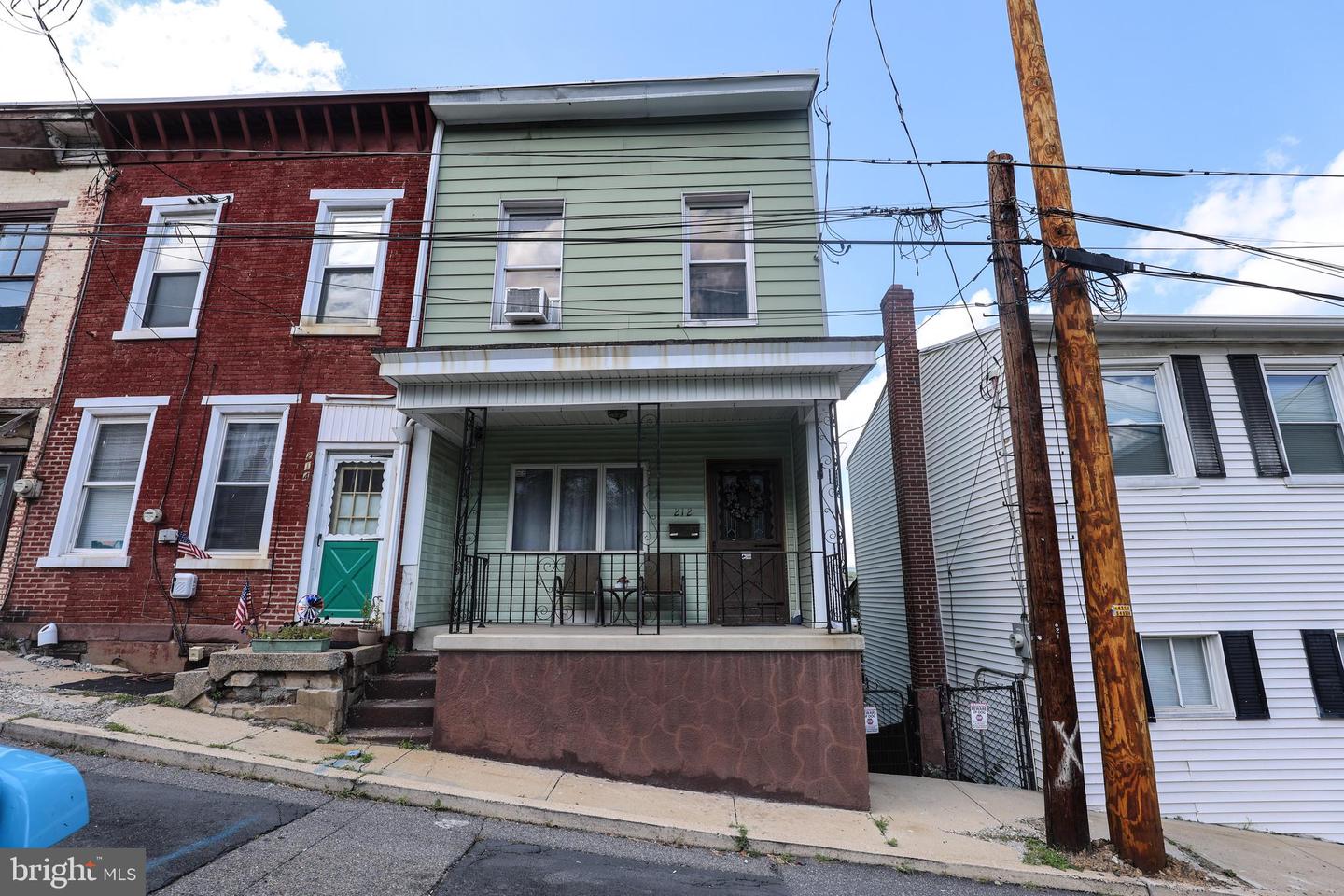 212 W Schuylkill Ave — photo