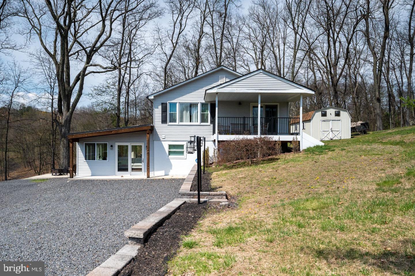 1342 Stag Dr — photo