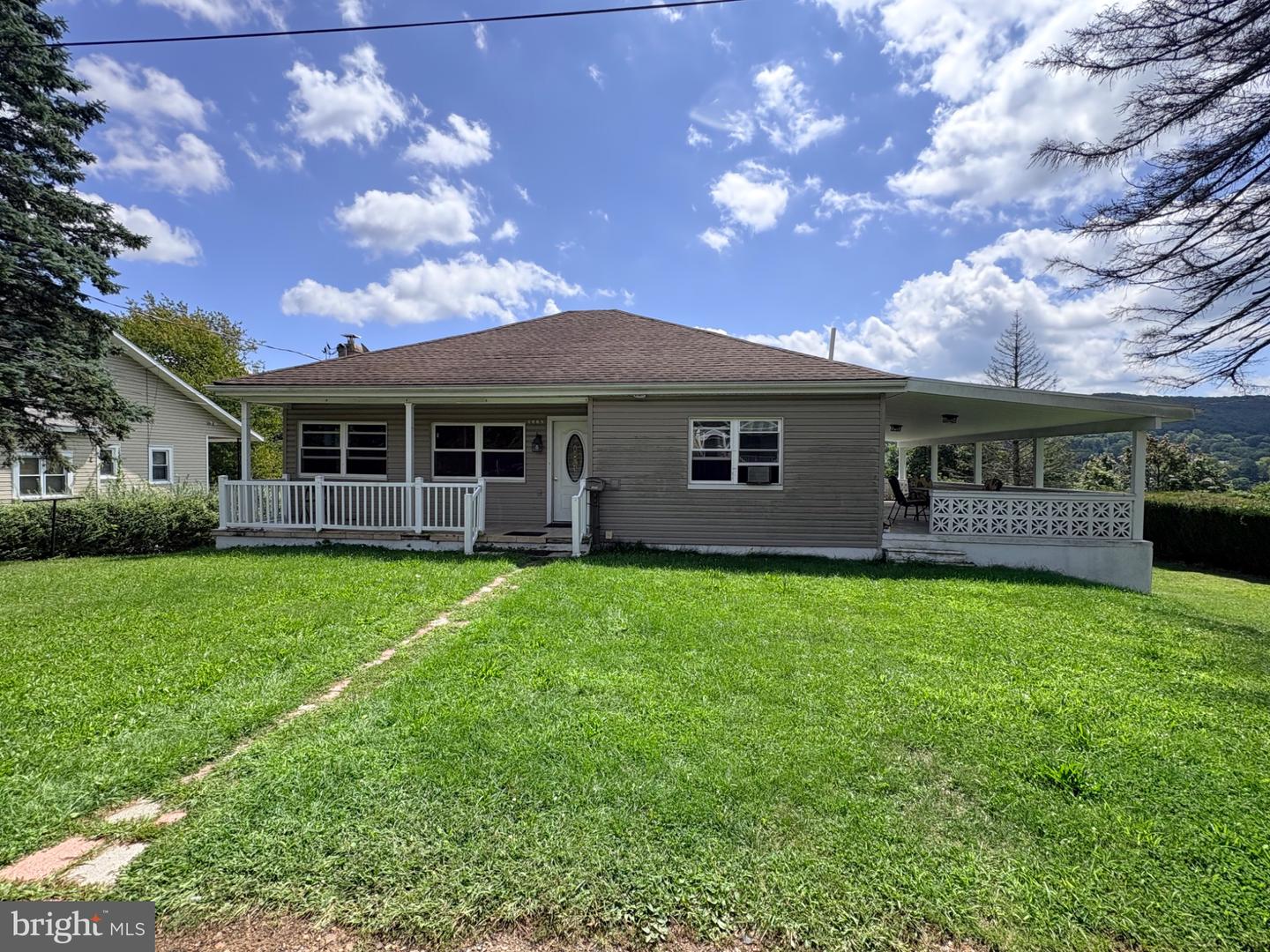 1005 Harrison St — photo