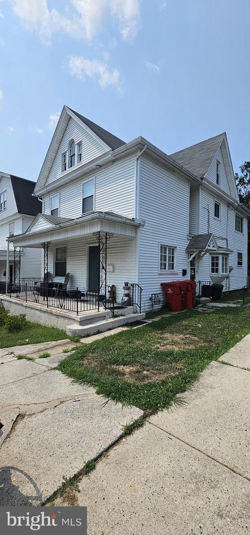 524 Greenwood Ave — photo