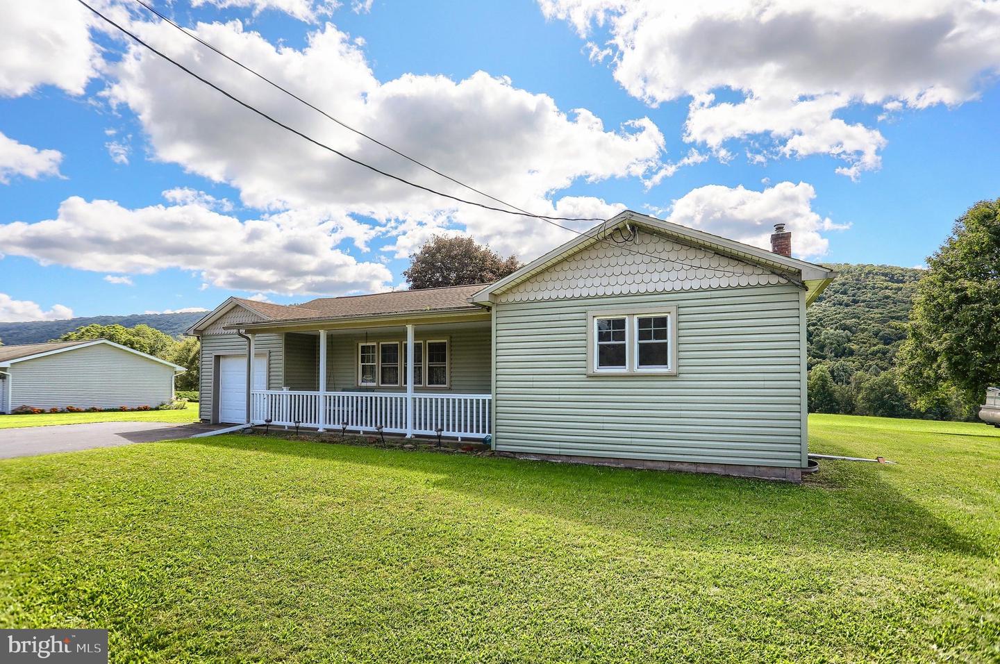 1647 Ridge Road, Klingerstown, PA 17941 — photo 2