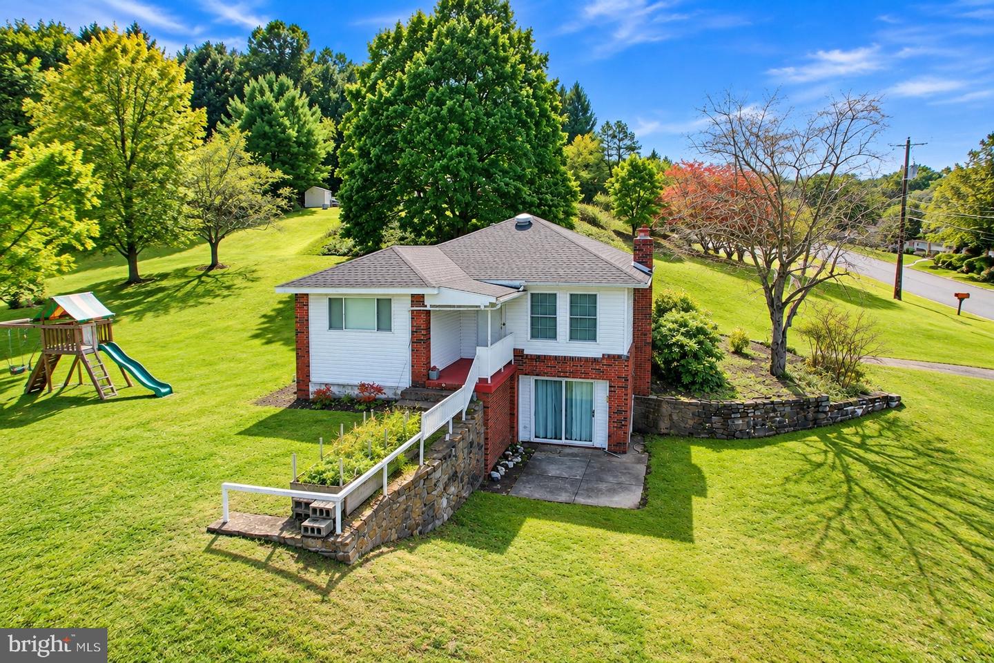 504 Long Run Dr — photo