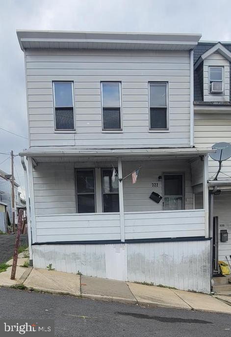 322 W Race St — photo