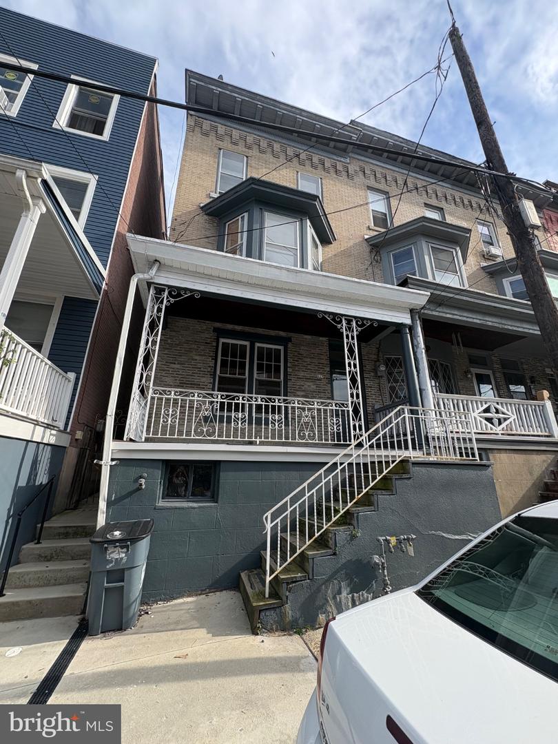 517 W Norwegian St — photo
