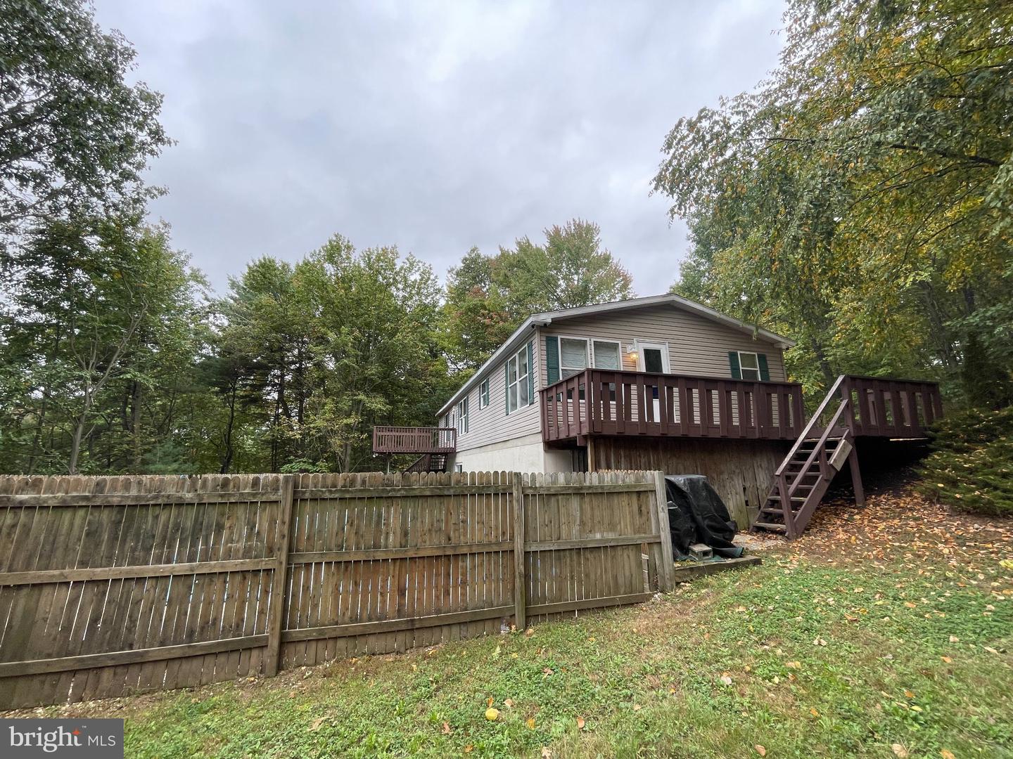 32 Jane Ave — photo