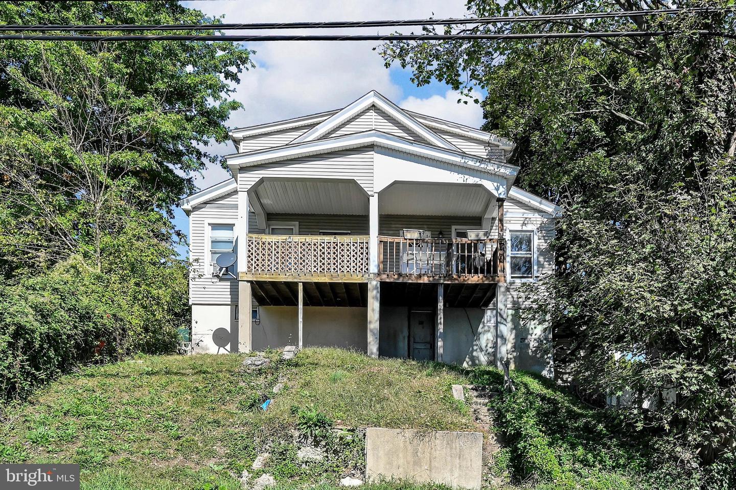 301 S Spring Garden St — photo
