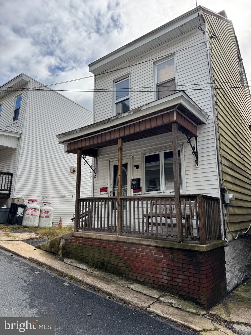 318 W Chester St — photo