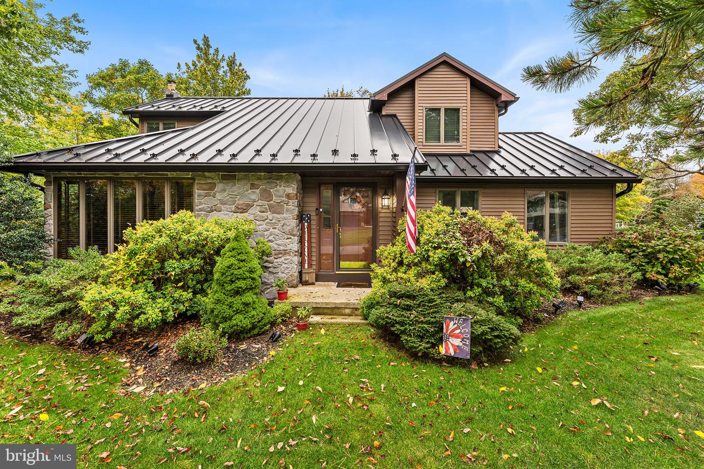23 Lia Rd — photo