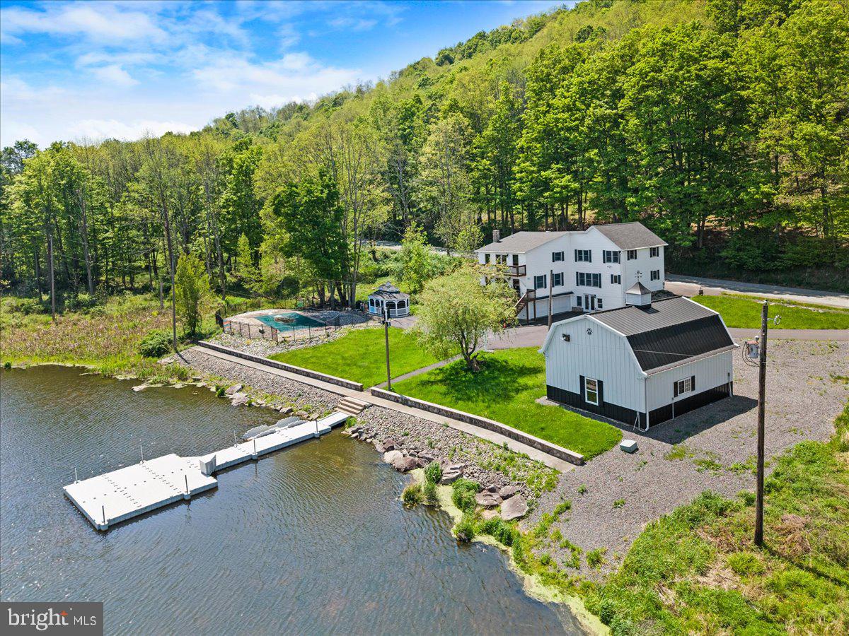 540 Pleasant Mount Dr — photo