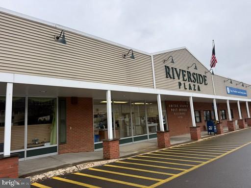 2 Riverside Plaza — photo
