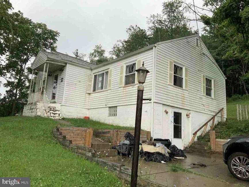 939 S Central Ave — photo