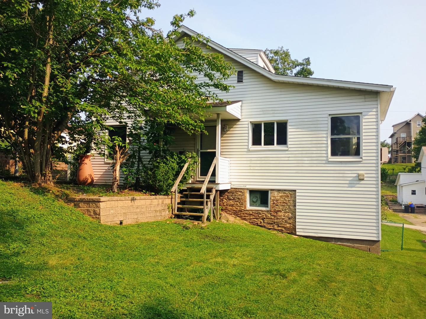321 Hill Street — photo