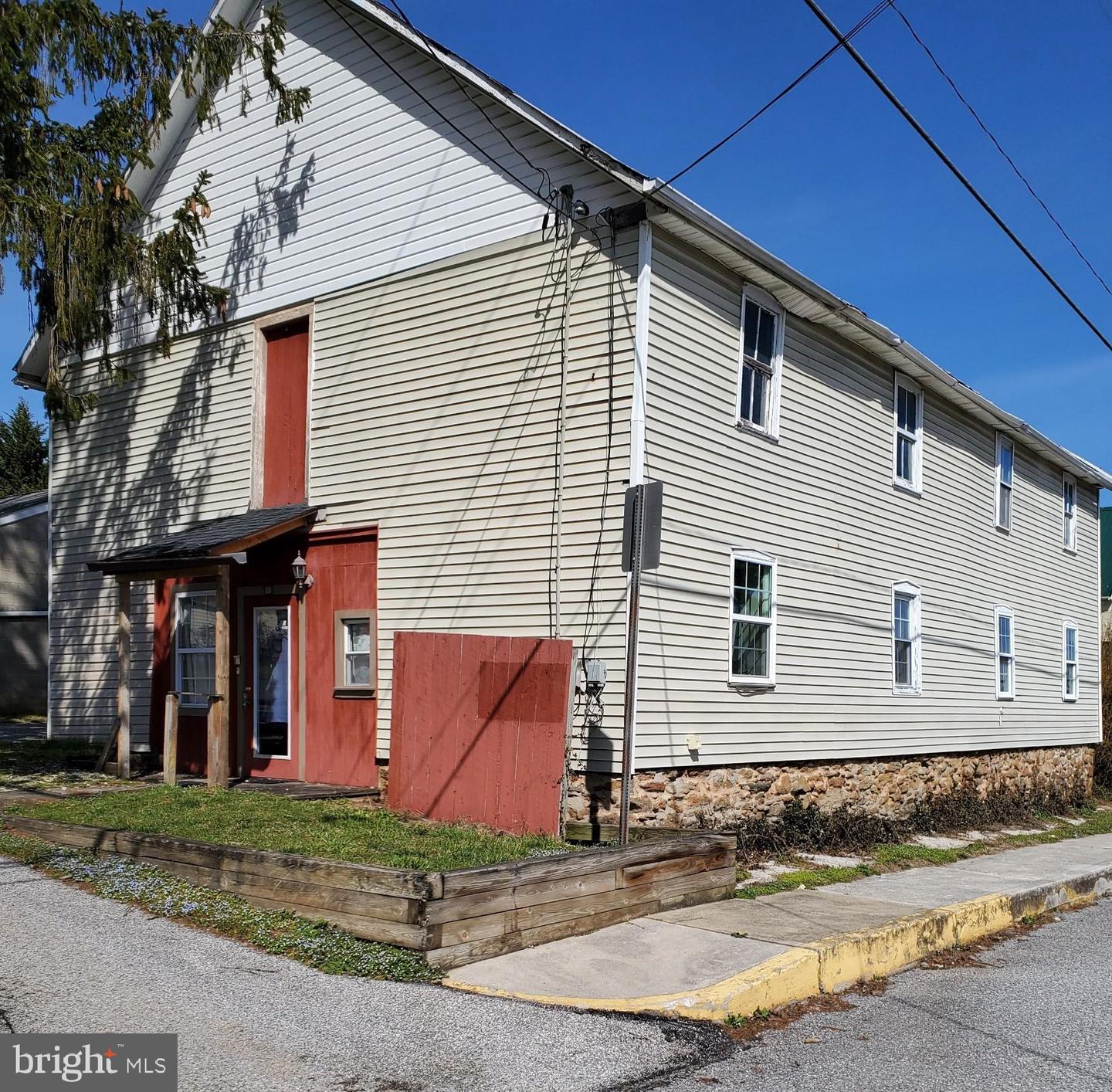 100 W Penn St #Rear Commercial — photo