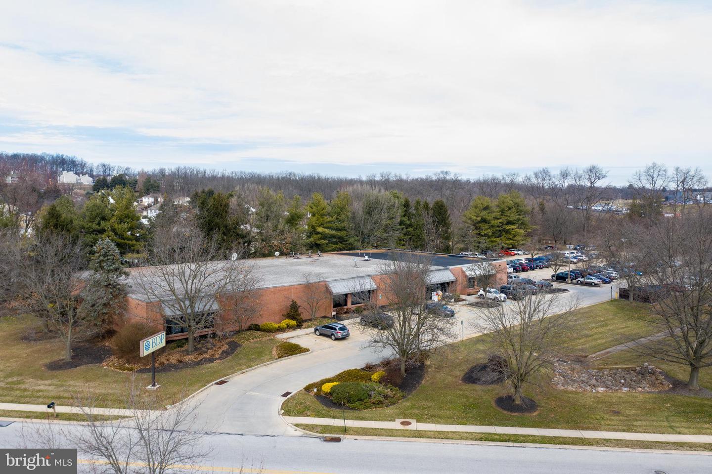 1690 Kenneth Road, York, PA 17408