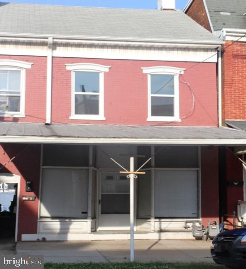 121 S Main St #a — photo
