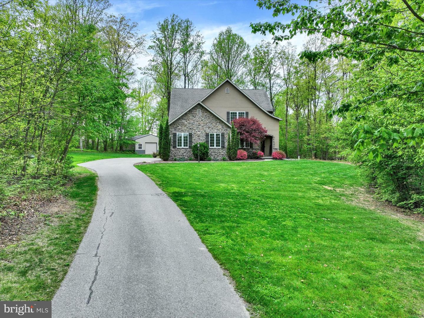 558 Rockey Road, Red Lion, PA 17356