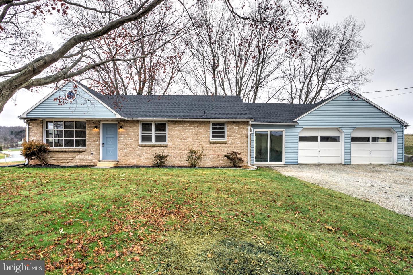 6428 York Road, Spring Grove, PA 17362