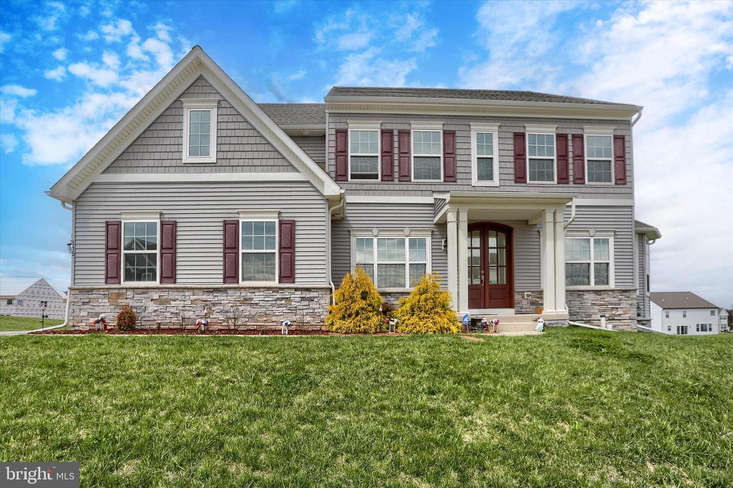 515 Darrow Rd — photo