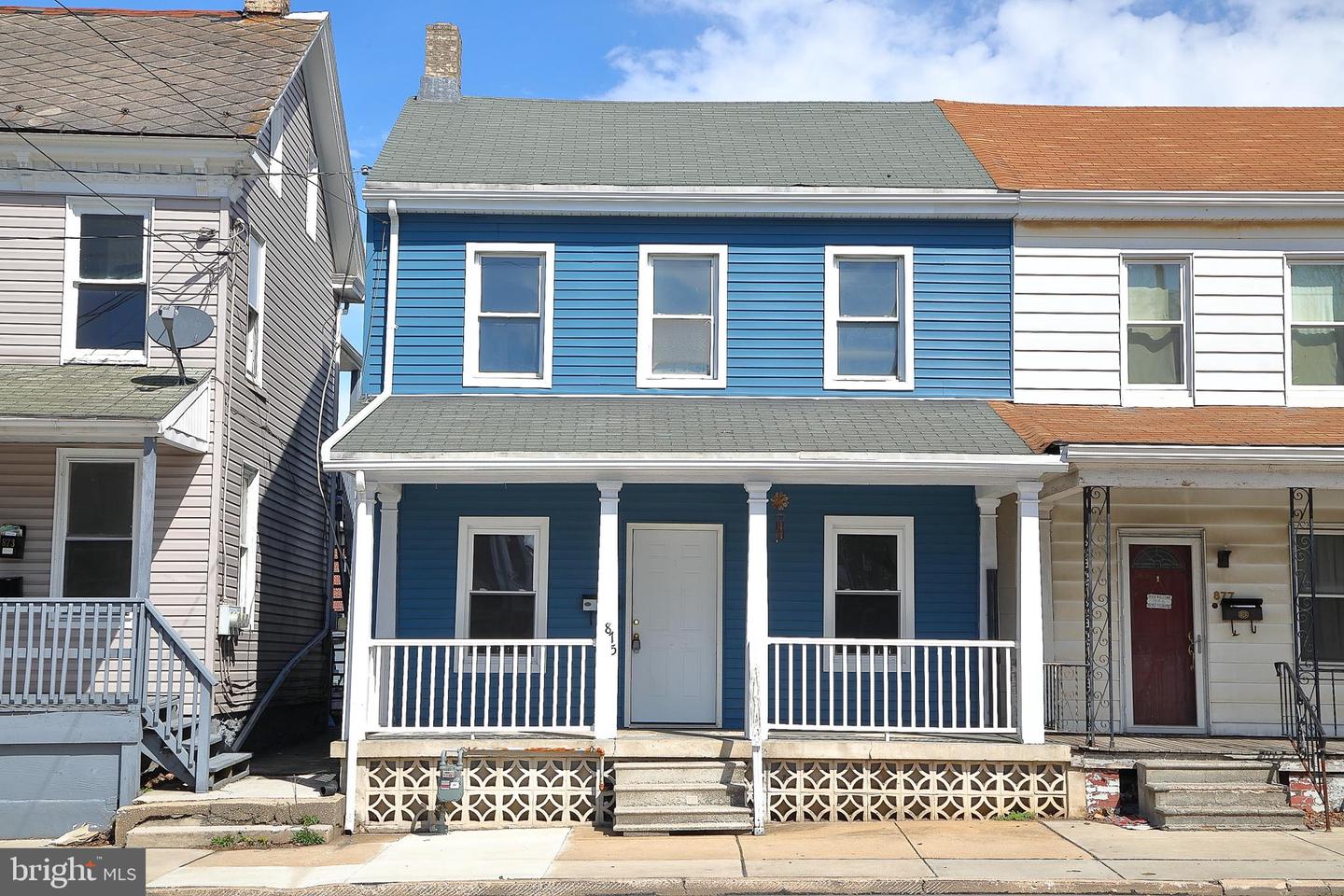 875 E Prospect St — photo