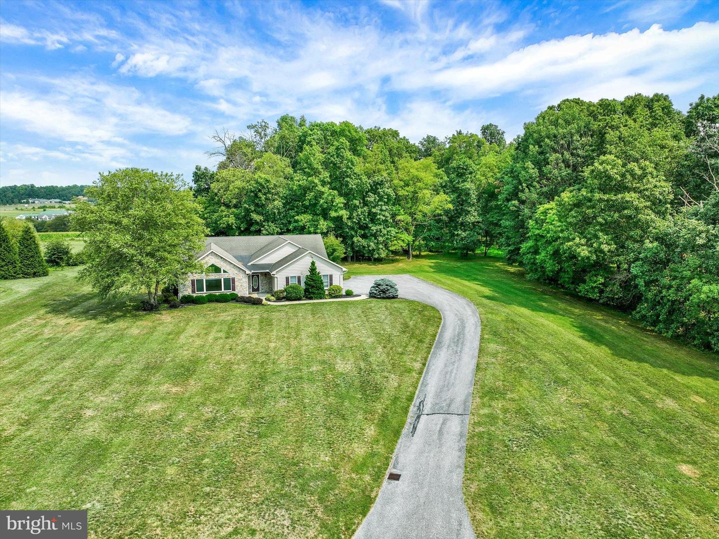 4192 Evergreen Rd — photo