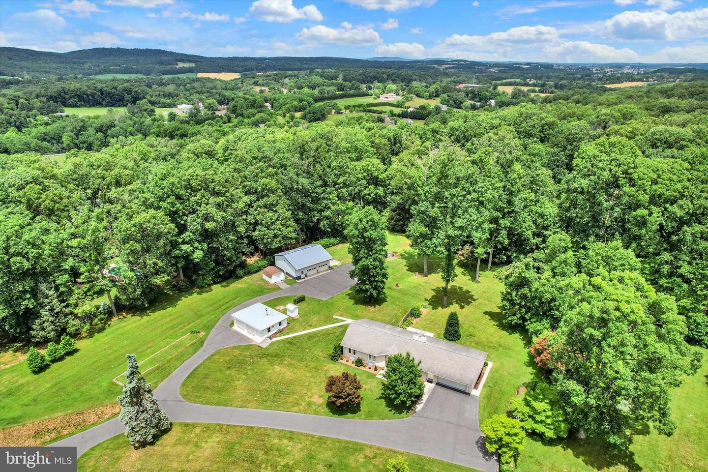1063 Porters Road, Spring Grove, PA 17362 — photo 2