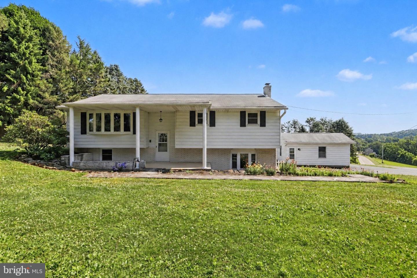 2715 Reservoir Road, Spring Grove, PA 17362 — photo 2
