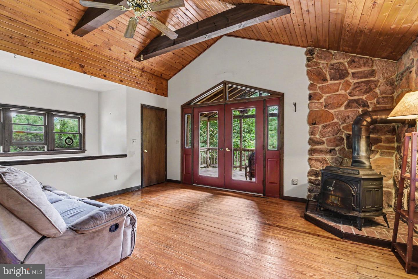 623 RIDGE ROAD, LEWISBERRY PA 17339 — photo 2