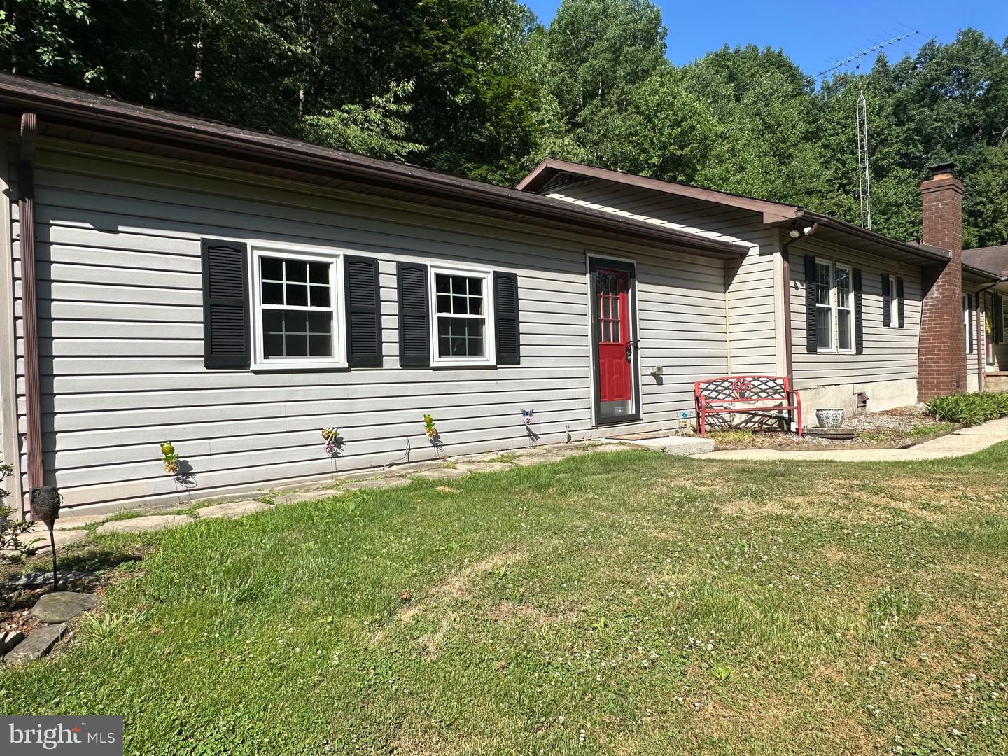7426 Spring Road, Seven Valleys, PA 17360 — photo 2