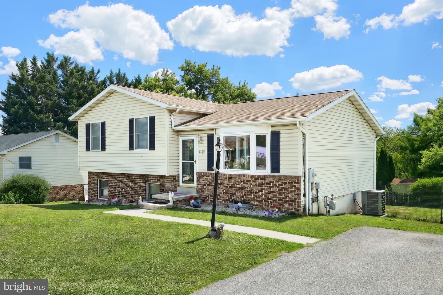 3116 Grandview Road, Hanover, PA 17331