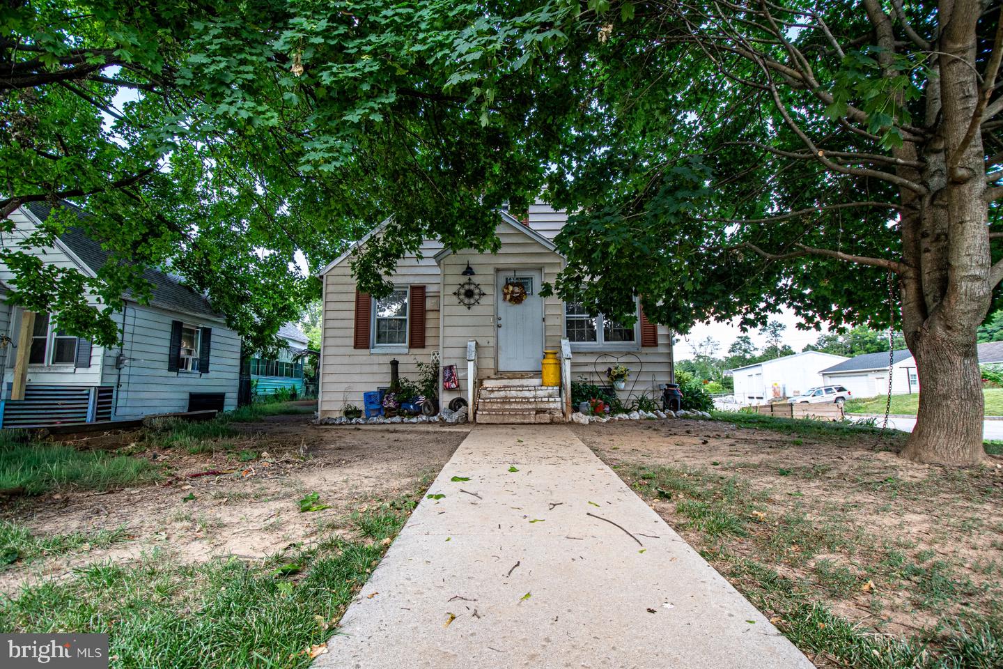 816 McAllister St — photo