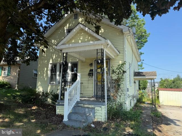 24 Moul Ave — photo
