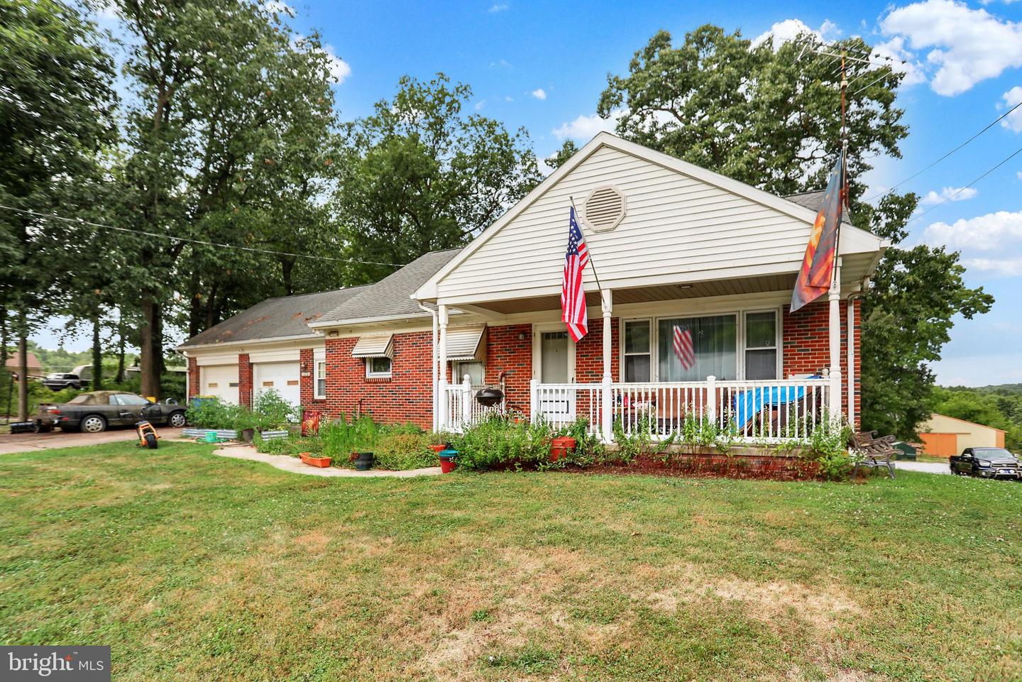 1802 Dubs Church Road, Hanover, PA 17331 — photo 2