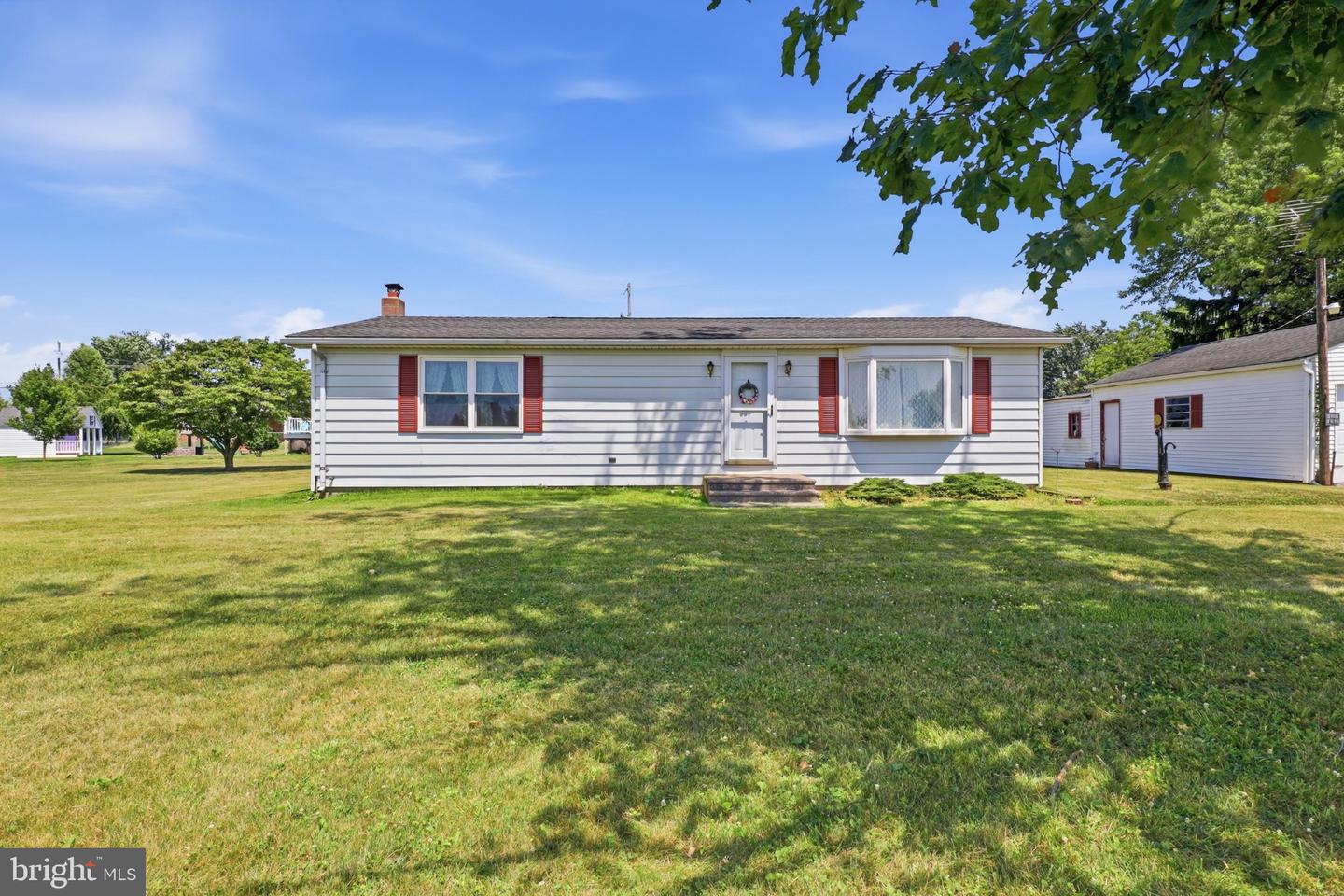 5413 Waltersdorff Road, Spring Grove, PA 17362 — photo 2