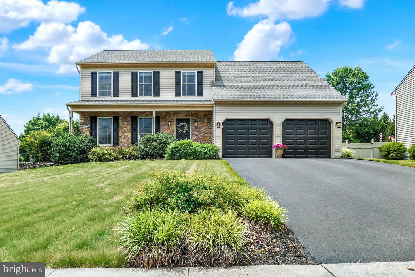 130 Bitternut Rd Bitternut, Mount Wolf, PA 17347