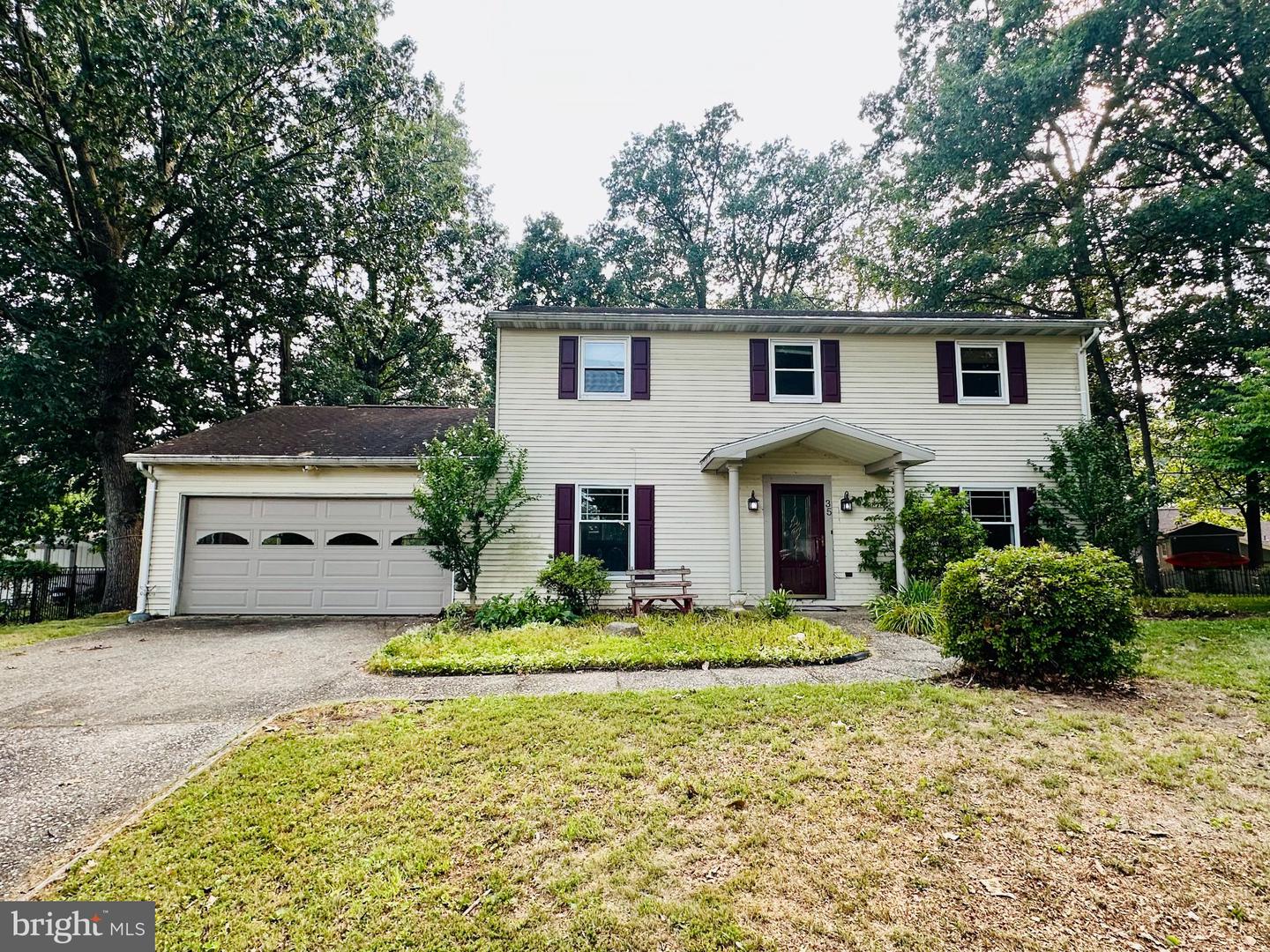 35 Johnston Cir — photo