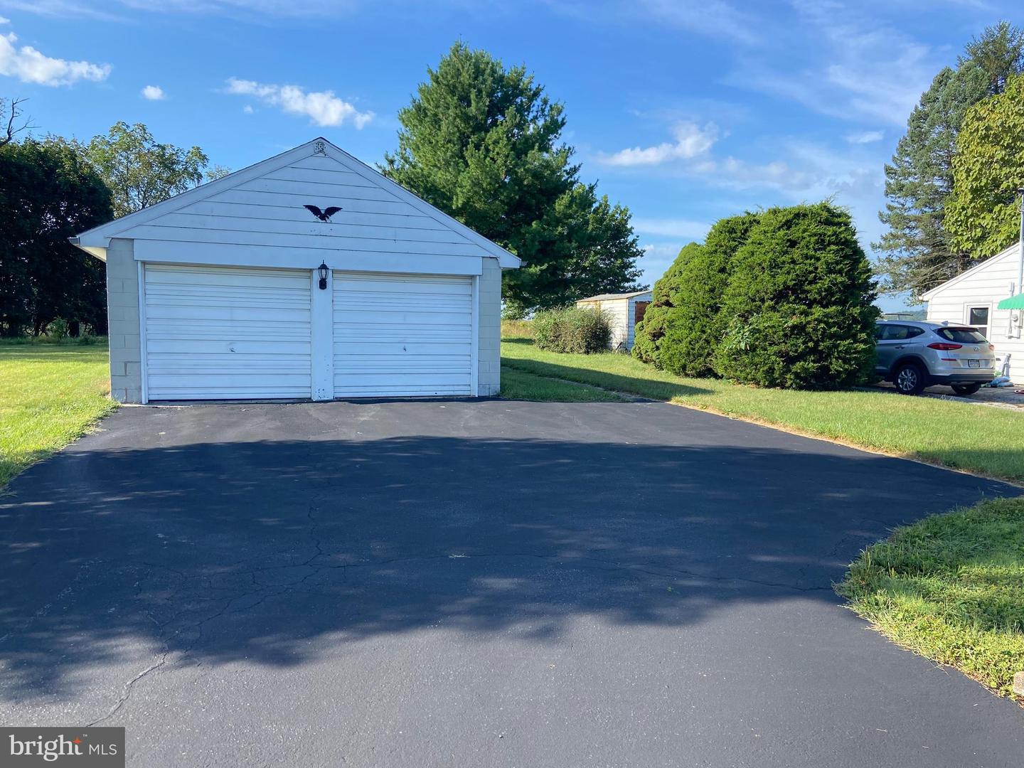 4840 Lehman Road, Spring Grove, PA 17362 — photo 2