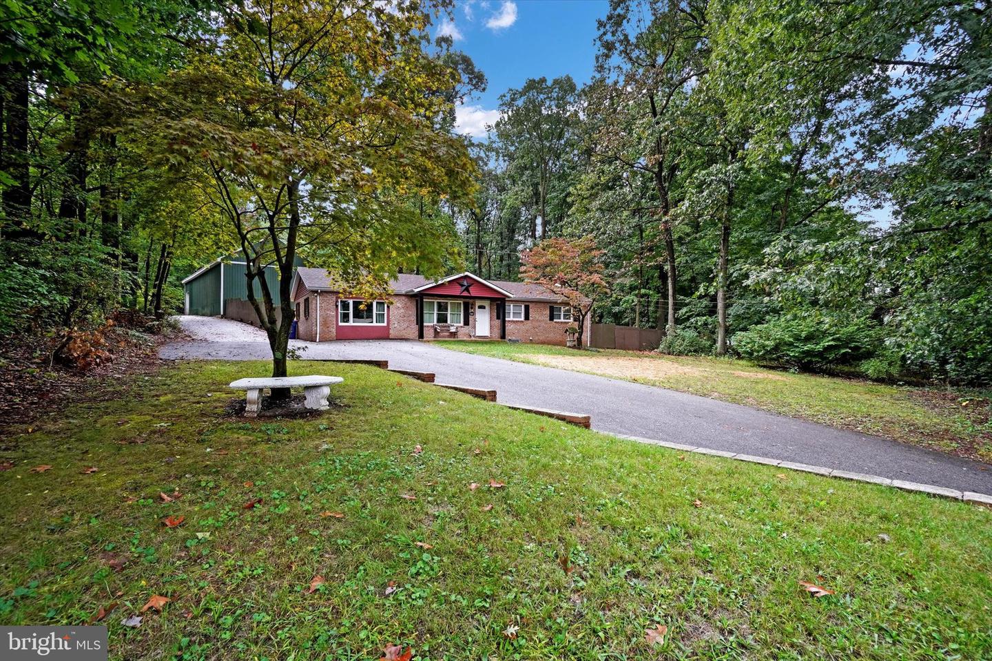 745 Jackson Square Road, Spring Grove, PA 17362 — photo 2