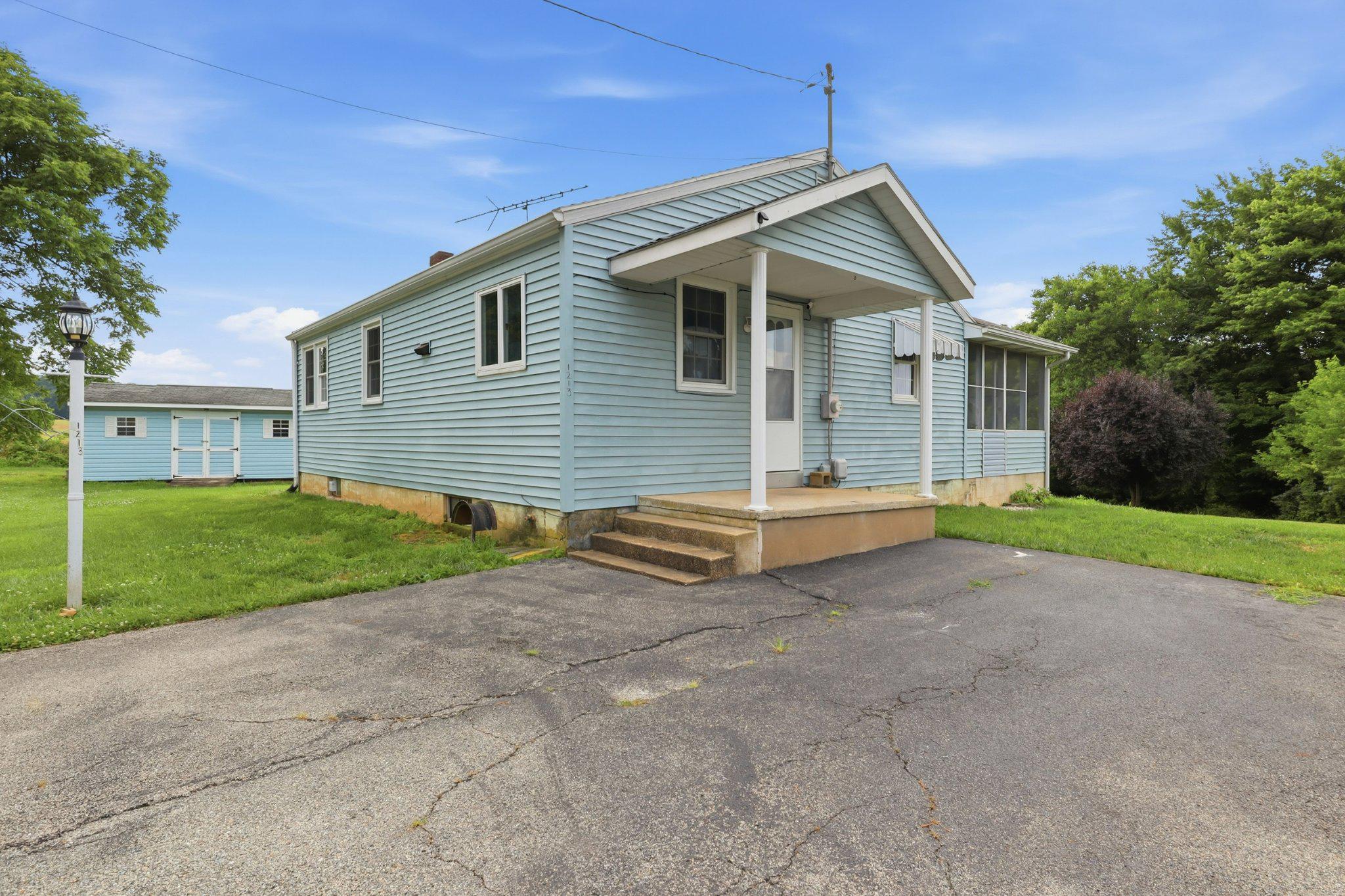 1213 S Lake Road, Spring Grove, PA 17362 — photo 2