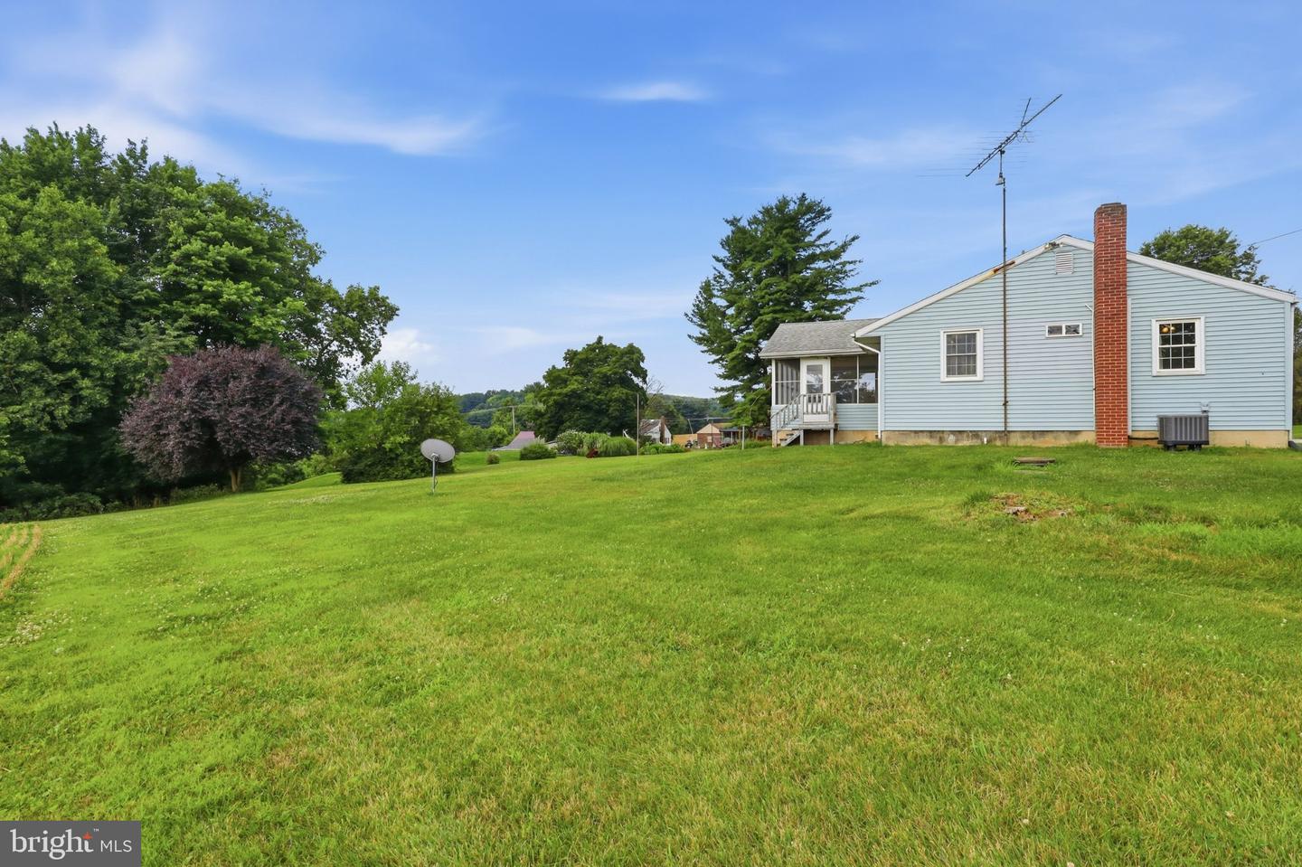 1213 S Lake Road, Spring Grove, PA 17362 — photo 3