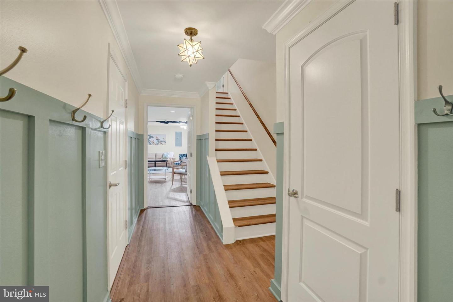 500 Bridle Path Ln — photo
