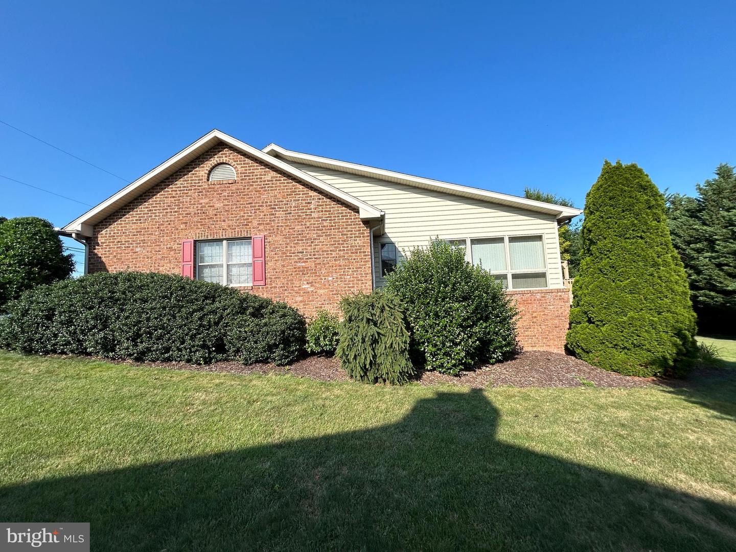 49 Hillside Road, Hanover, PA 17331 — photo 3